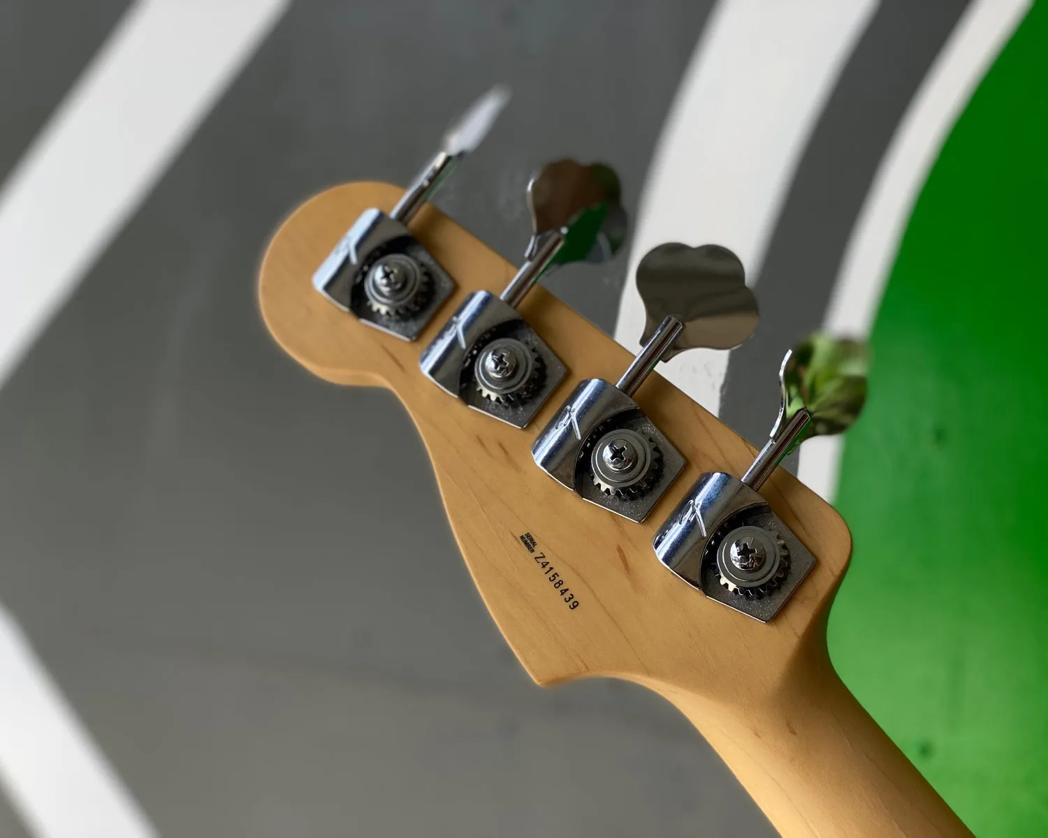 '04 Fender American Standard Precision Bass - Butterscotch Blonde