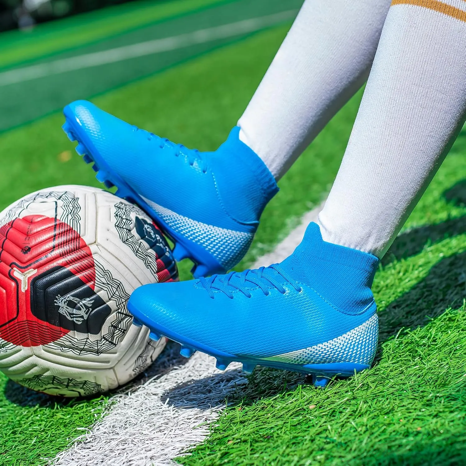 Boys Girls Soccer Cleats Kids Athletic Football Shoes Professional Training Sneakers