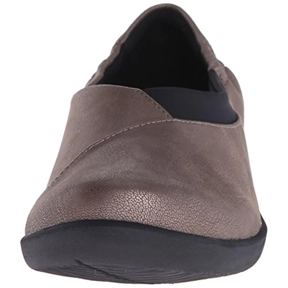 Clarks Womens Sillian Jetay Distressed Round Toe Loafers