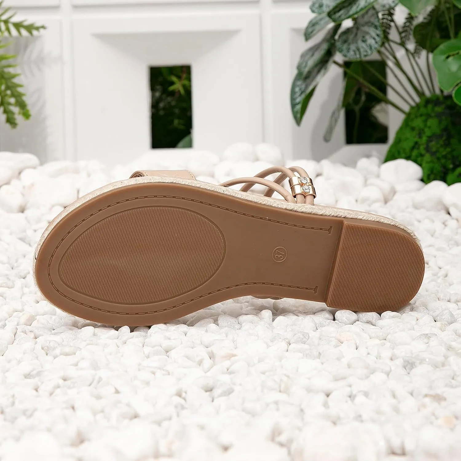 GATUXUS Women's Espadrilles Slip On Flats Sandals Peep Toe Slides Slingback Raffia Sandals Summer Beach Shoes