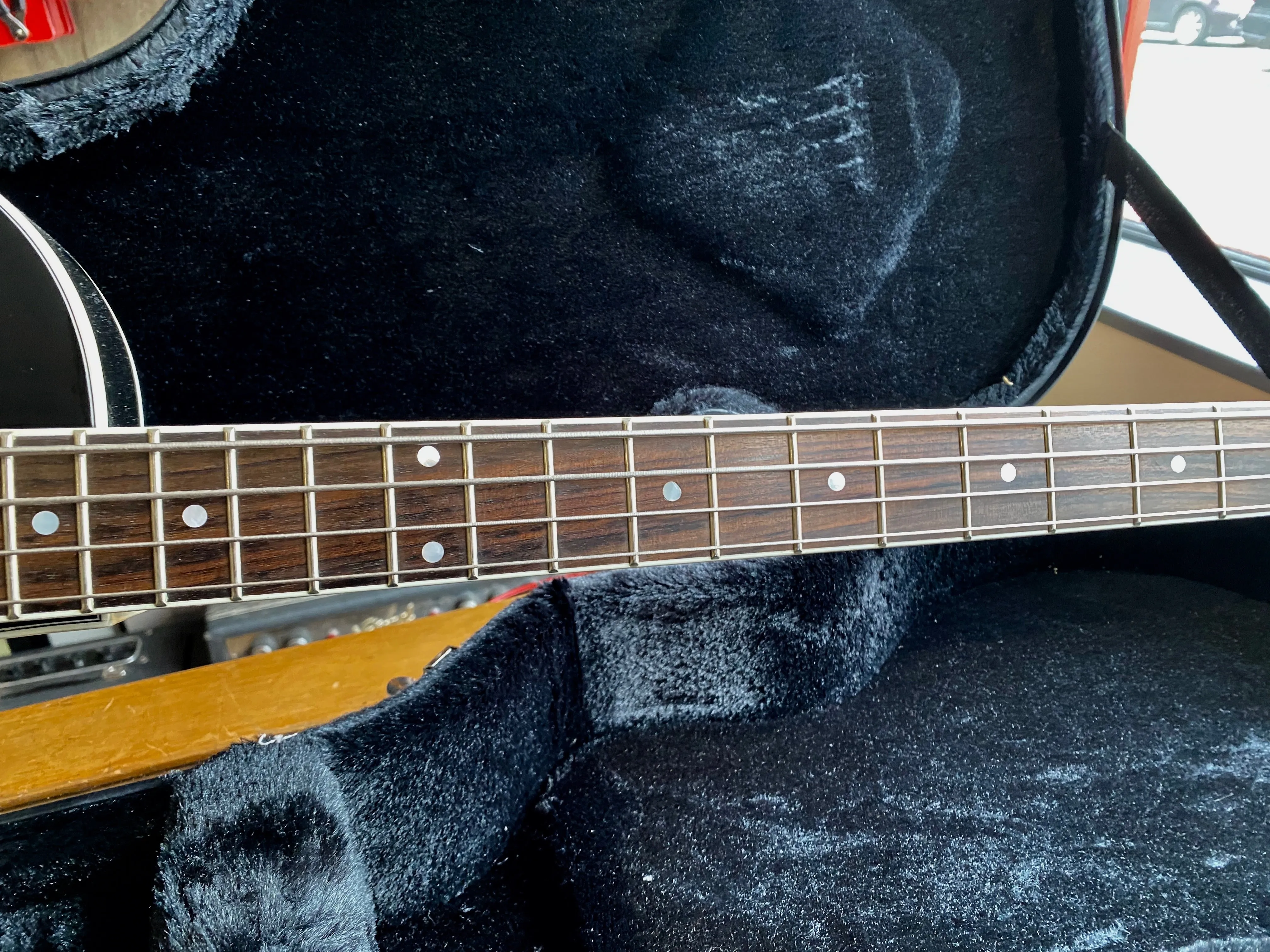 Hofner HCT-500/2-BK Club-Bass