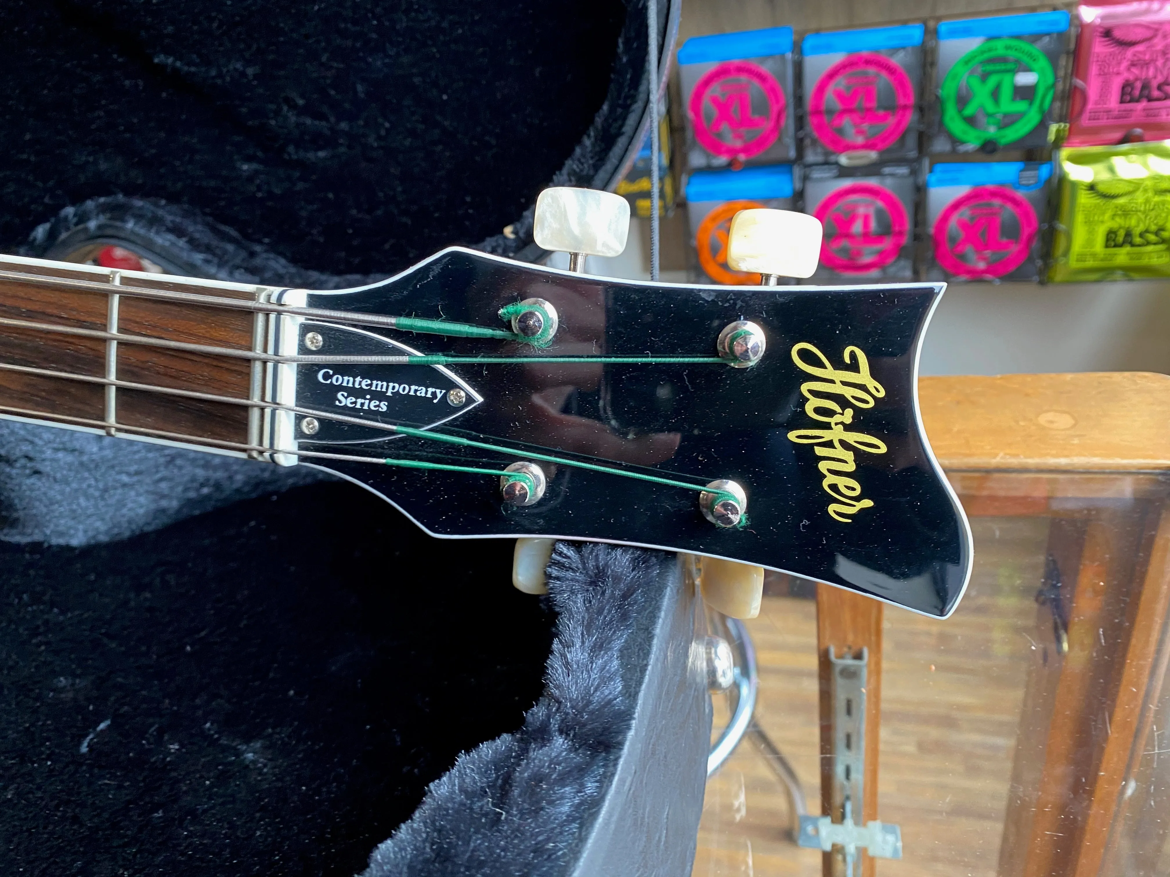 Hofner HCT-500/2-BK Club-Bass