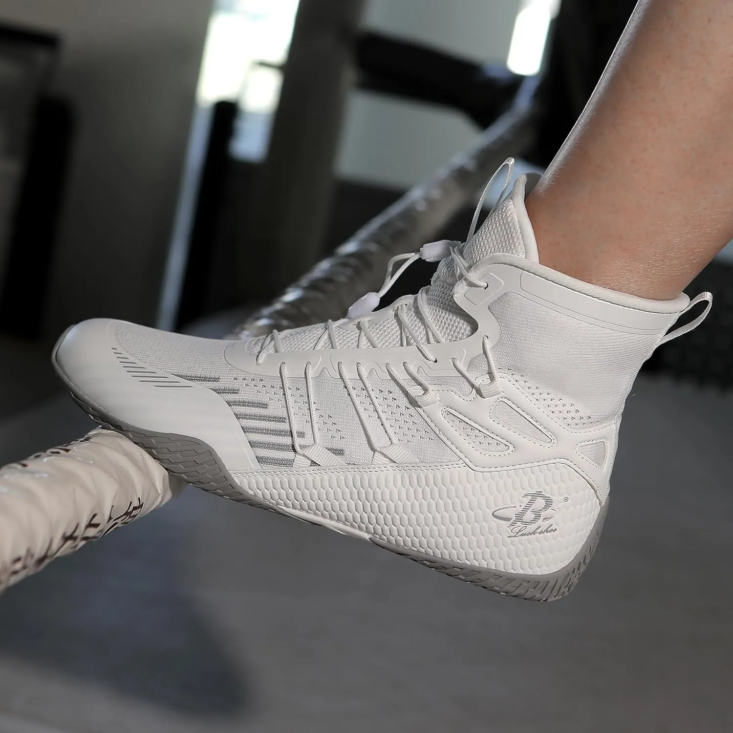 Men's Boxing Shoes Wrestling Shoes High Top Fitness Sneakers Fighting Shoes LS508