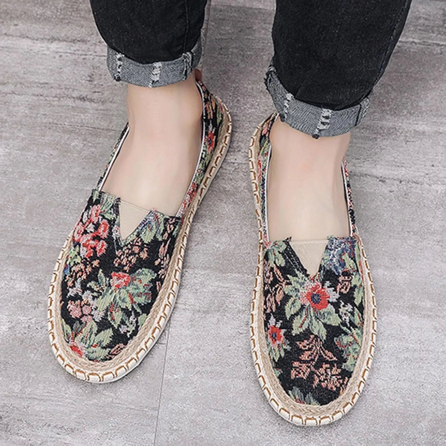 New Men's Shoes One Footed Lazy Man Casual Fisherman Shoes Embroidered Floral Casual Cloth Shoes Mens Wide Shoes Casual