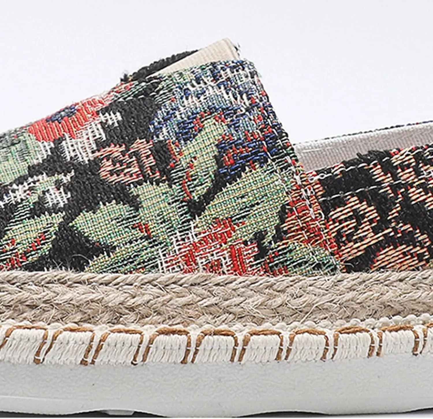 New Men's Shoes One Footed Lazy Man Casual Fisherman Shoes Embroidered Floral Casual Cloth Shoes Mens Wide Shoes Casual