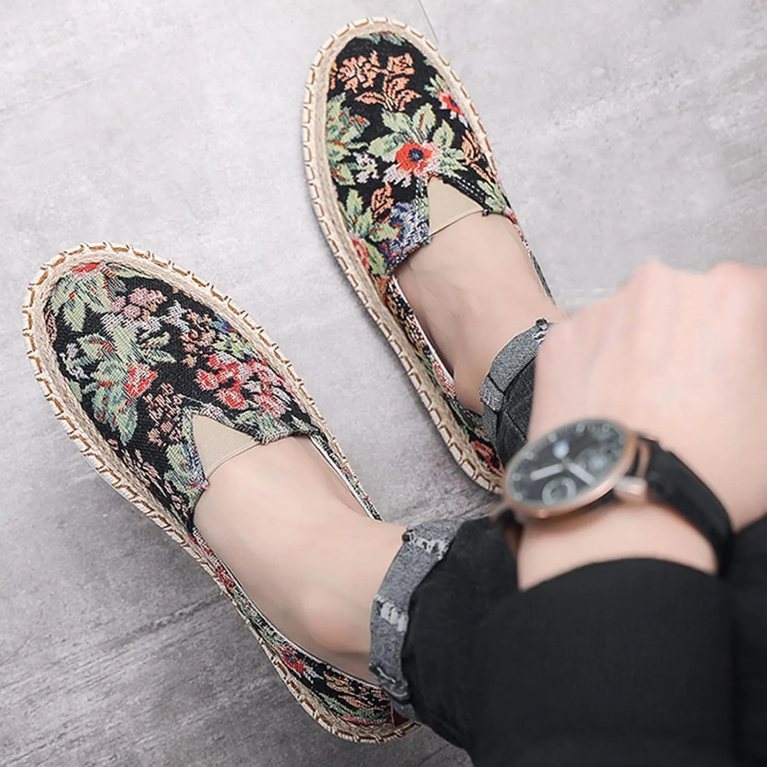 New Men's Shoes One Footed Lazy Man Casual Fisherman Shoes Embroidered Floral Casual Cloth Shoes Mens Wide Shoes Casual