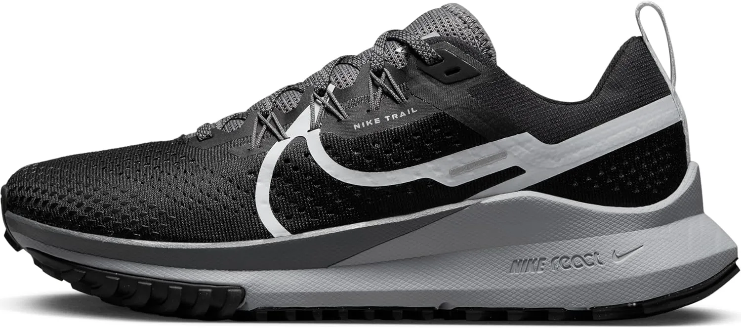 Nike Women's Low-Top Sneakers