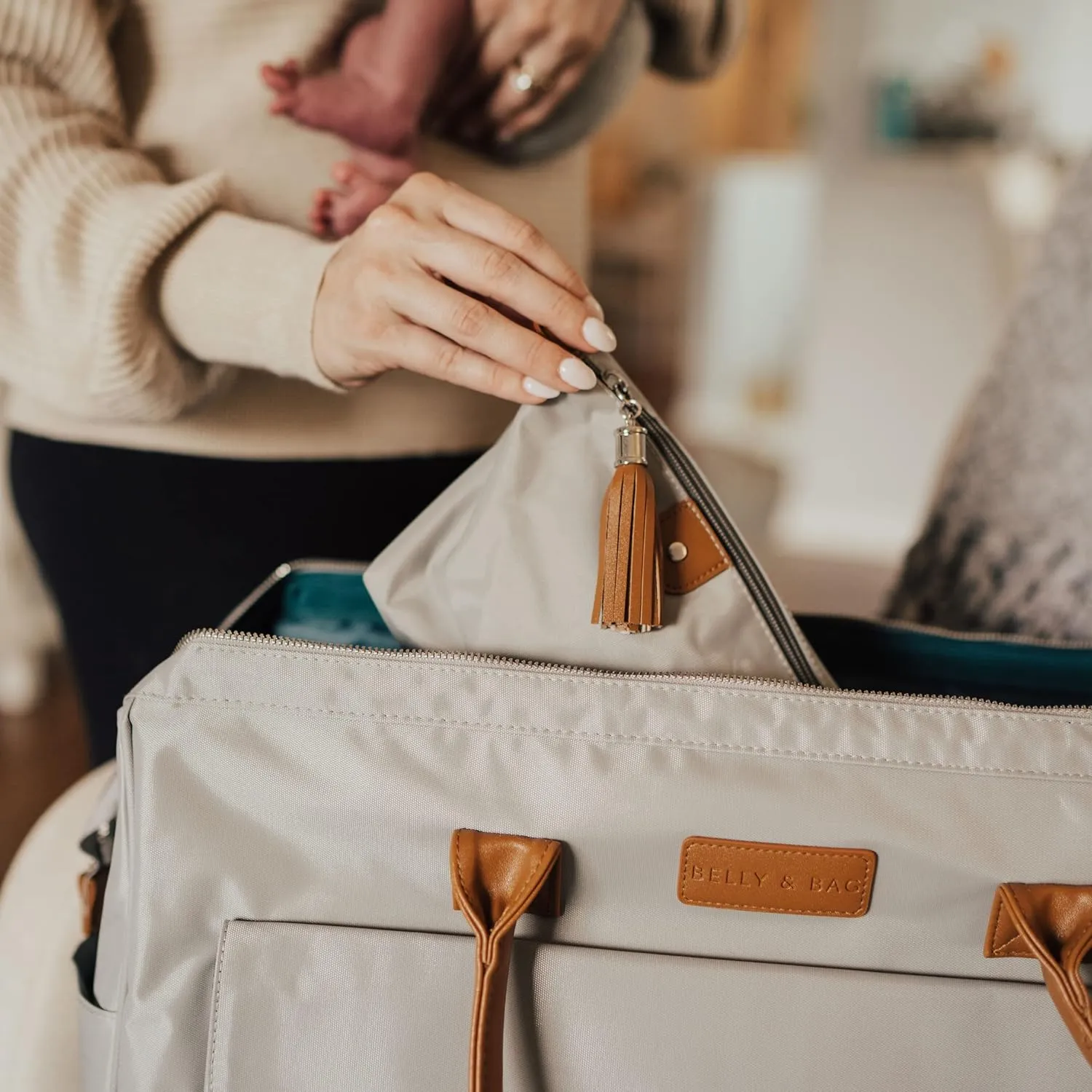 Pre-packed Birth Bag, Hospital Bag for Mom Labor Essentials in Large Diaper Bag (Fully Prepared)