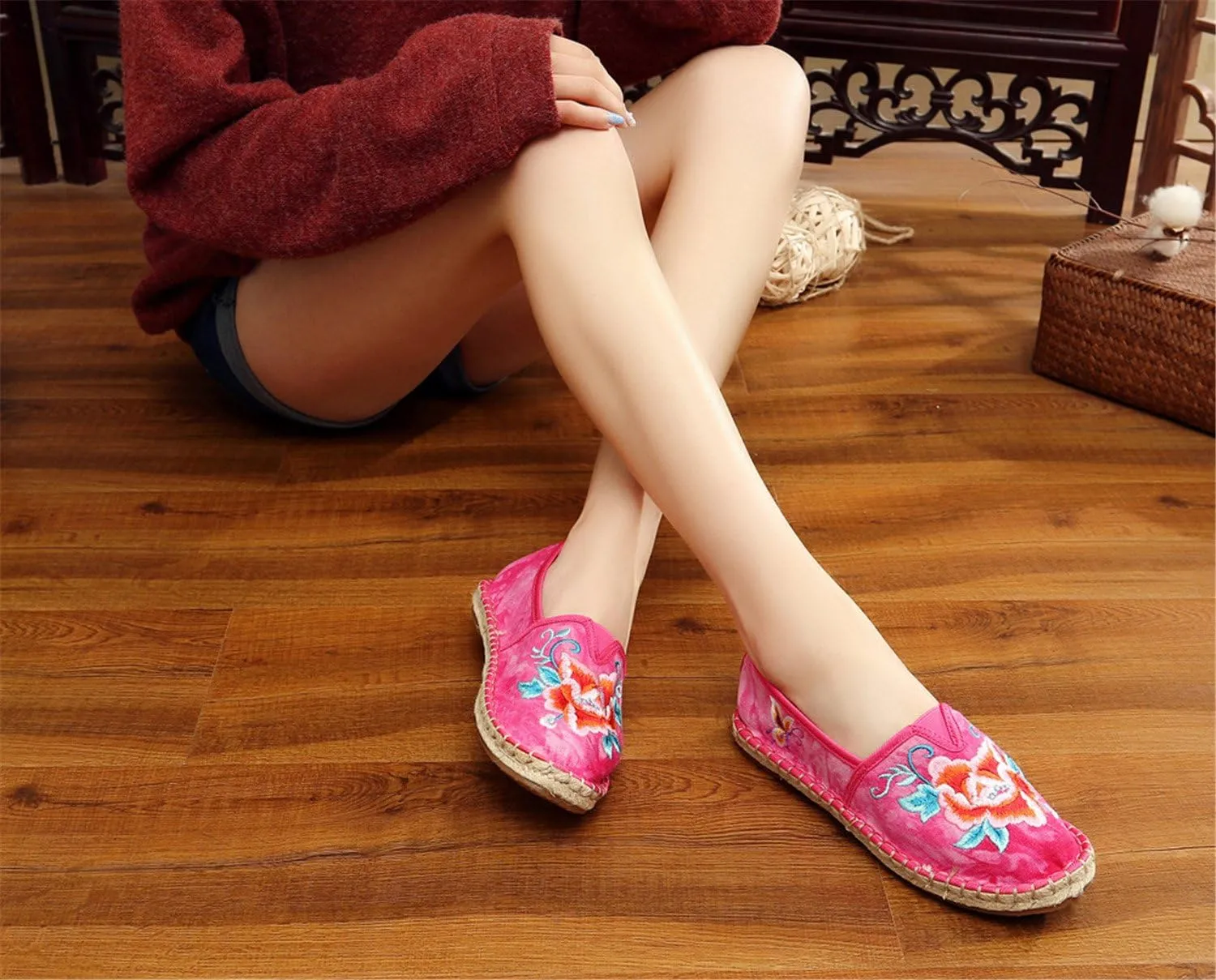 Qhome Women's Floral Embroidery Tie-dye Linen Comfortable Casual Walking Canvas Loafers Espadrilles Shoes