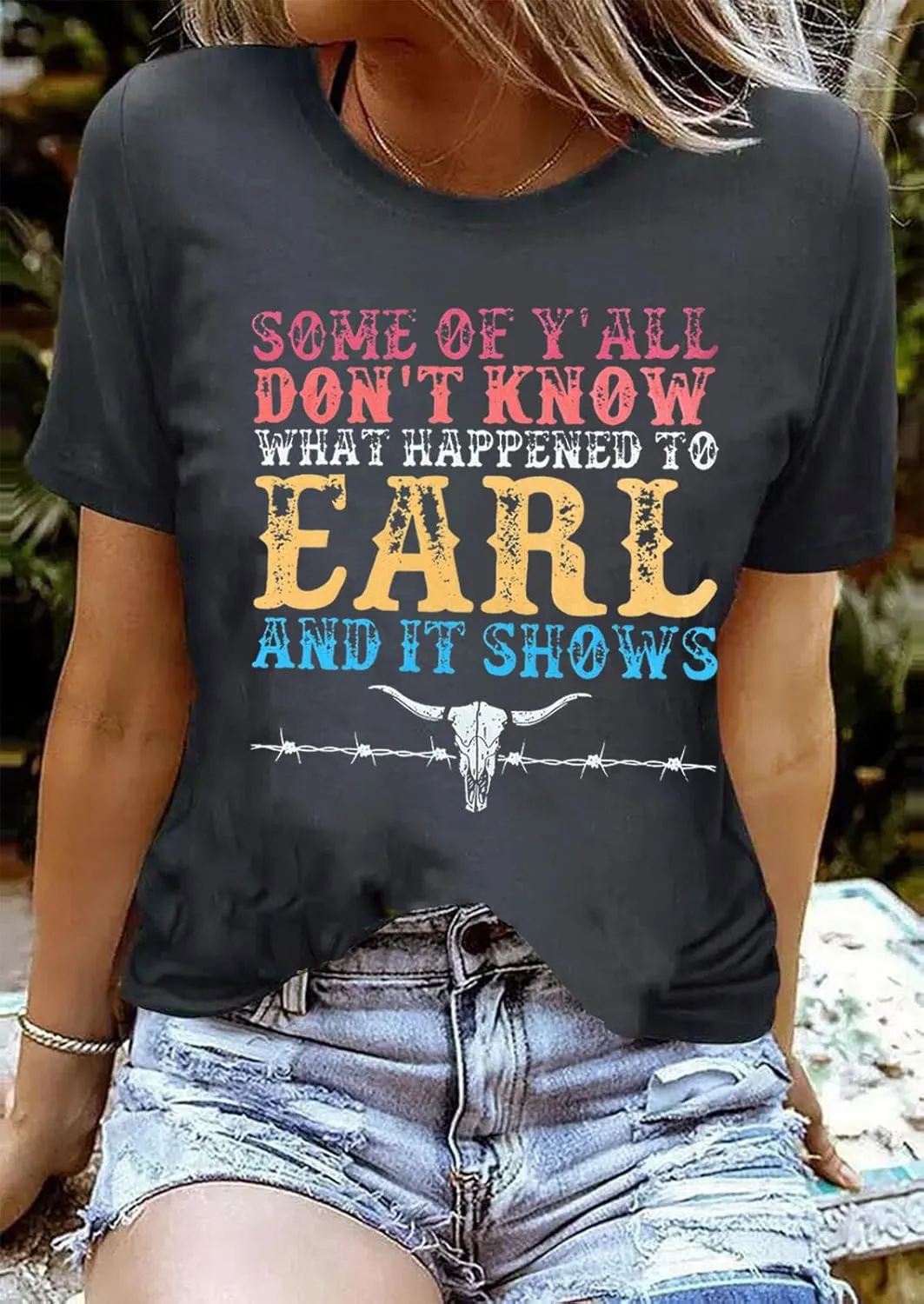 Rock Band T-Shirt Women Country Music Shirt Tops Vintage Graphic Tees Shirts Retro Steer Western Rodeo Tshirt