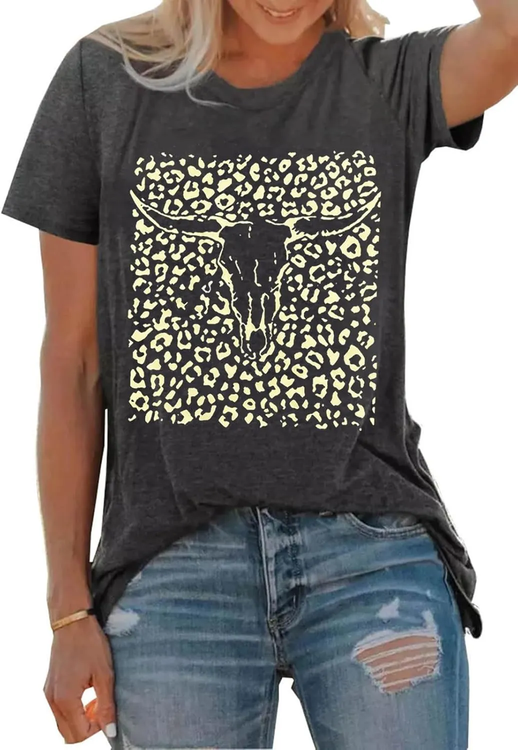 Rock Band T-Shirt Women Country Music Shirt Tops Vintage Graphic Tees Shirts Retro Steer Western Rodeo Tshirt