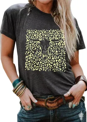 Rock Band T-Shirt Women Country Music Shirt Tops Vintage Graphic Tees Shirts Retro Steer Western Rodeo Tshirt