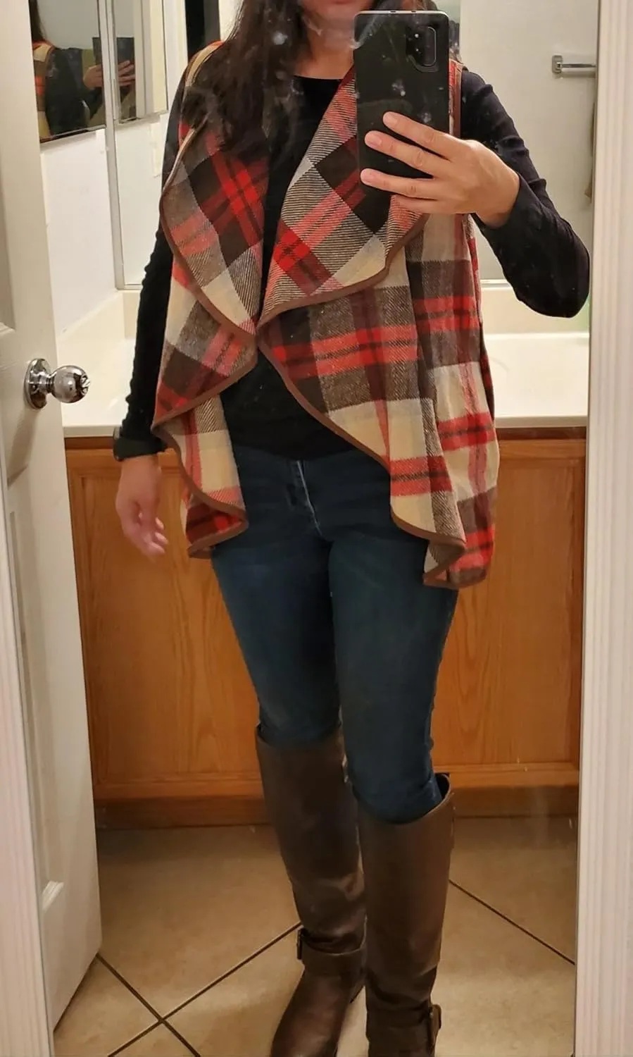 Unidear Womens Buffalo Plaid Vest Casual Lapel Open Front Sleeveless Cardigan Jacket Coat with Pockets