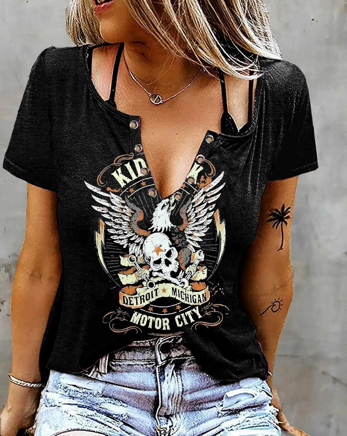 Vintage Rock Roll Concert T-Shirt Women Loose Casual Shirt Tops Funny Skeleton Eagle Graphics V Neck Short Sleeve