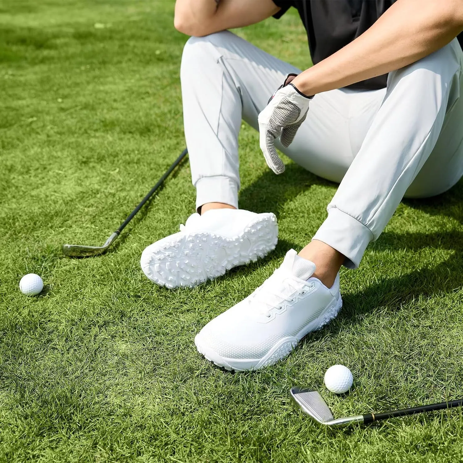 Wide Golf Shoes for Men Spikeless Professional Outdoor Waterproof Golfing Footwears Sneakers with Arch Support