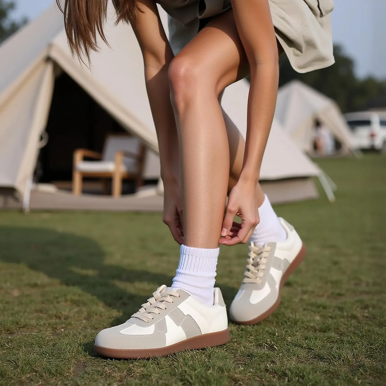Womens Fashion Sneakers Casual Retro Walking Shoes Comfortable Lace-Up Skate Shoes with Arch Support