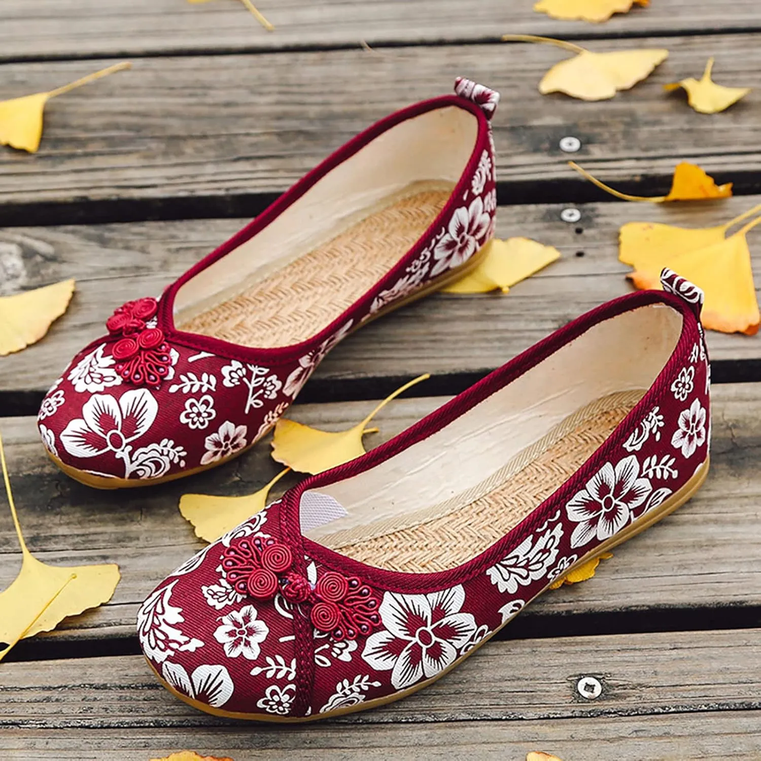 Women's Floral Embroidered Vintange Buckle Flat Shoes Summer Slip On Beach Sandals Round Toe Dress Mary Jane Shoes
