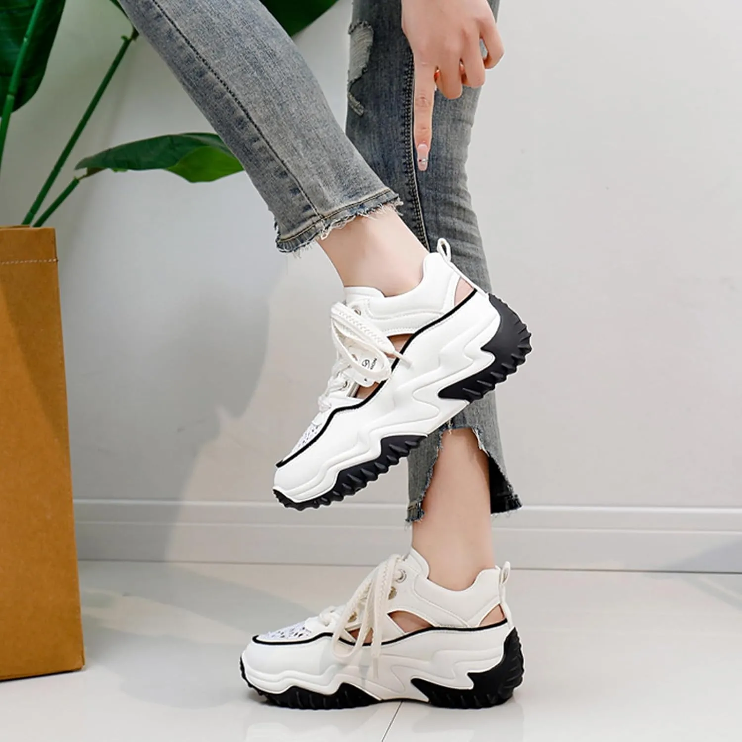 Women's Leather Hollow Increasing Platform Casual Sneakers Lace Up Non-Slip Shock Absorbing Heighten Hiking Shoes Summer Fashion Round Toe Breathable Dad Shoes
