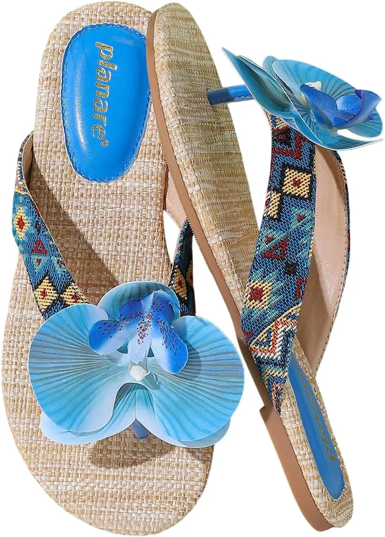 Women’s Straw Flip-Flops with Floral Decoration – Rustic Summer Sandals with Crisscross Straps – Beachwear Style for Vacations & Outdoor Strolls