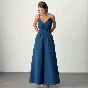 Women's V-Neck Wide-Leg Jumpsuit - Loose Fit - Tie Waist - Sleeveless Linen Blend
